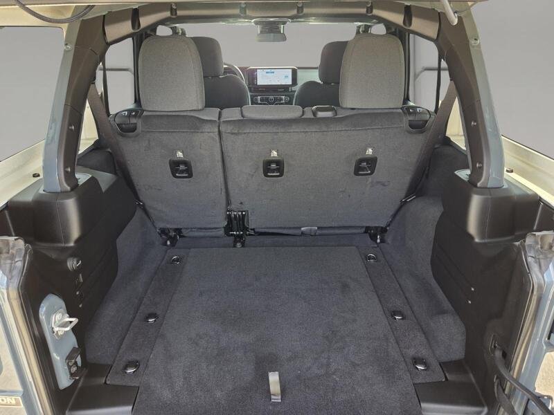 Used 2025 Jeep Wrangler Unlimited Sport AWD/4WD image 17