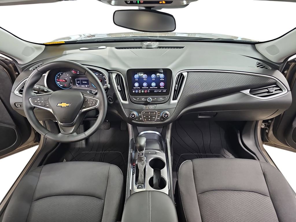 Used 2023 Chevrolet Malibu LT w/ Sport Edition FWD image 11