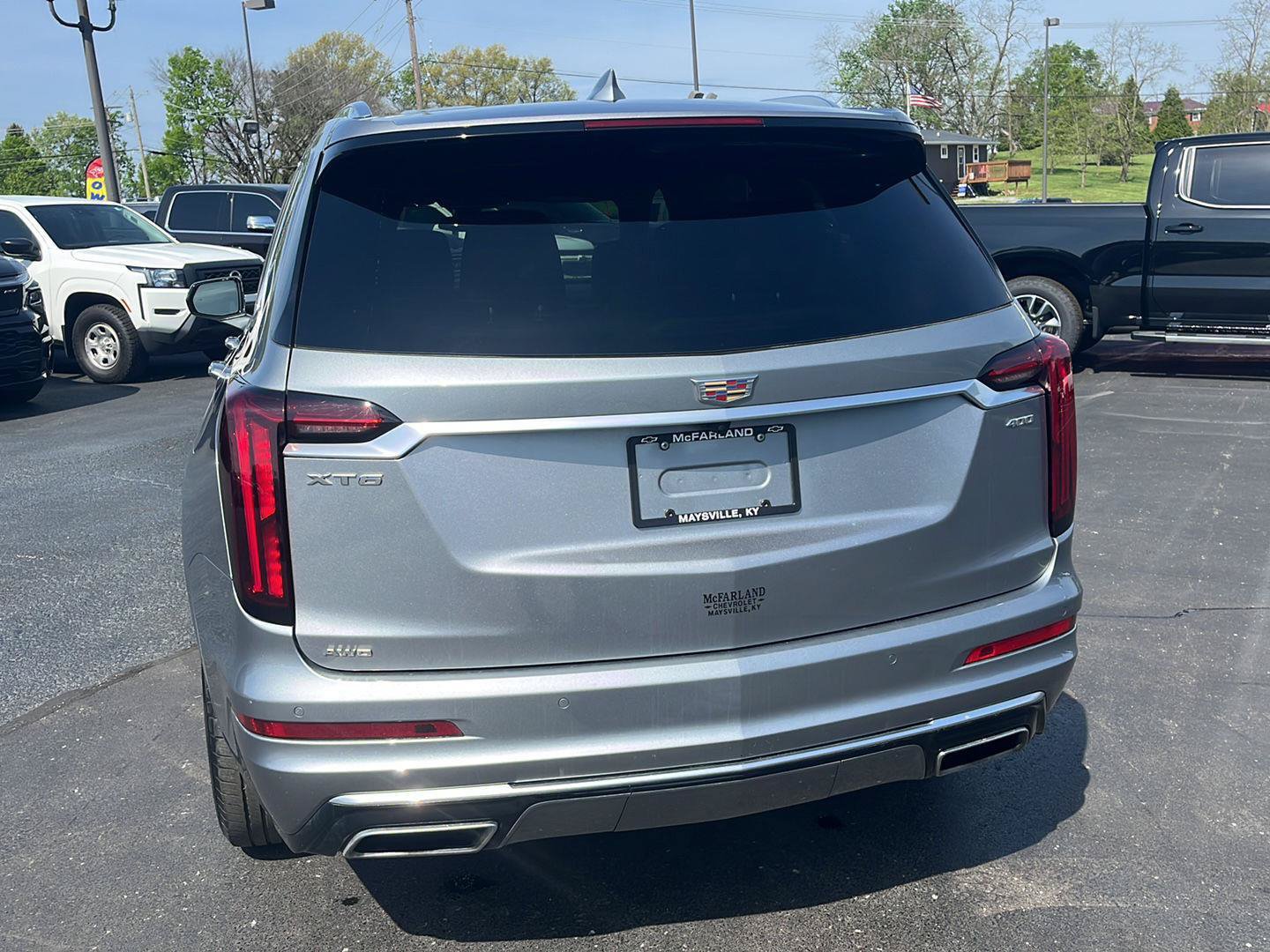 Used 2025 Cadillac XT6 Premium Luxury AWD/4WD image 4