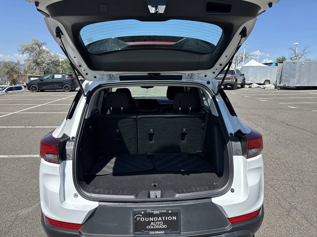 Certified 2026 Chevrolet TrailBlazer LS AWD/4WD image 29