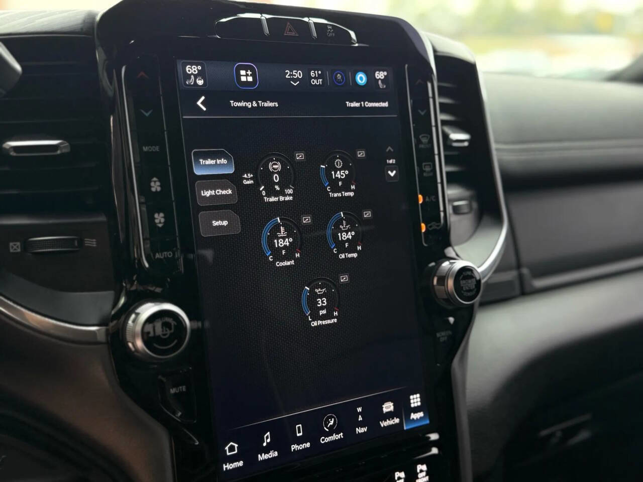 Used 2024 RAM 3500 Laramie w/ Night Edition image 24