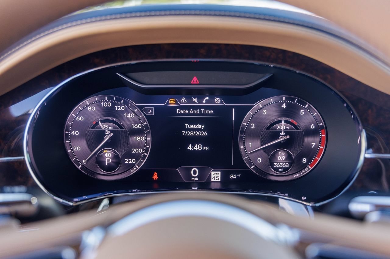 Certified 2023 Bentley Flying Spur W12 AWD/4WD image 32