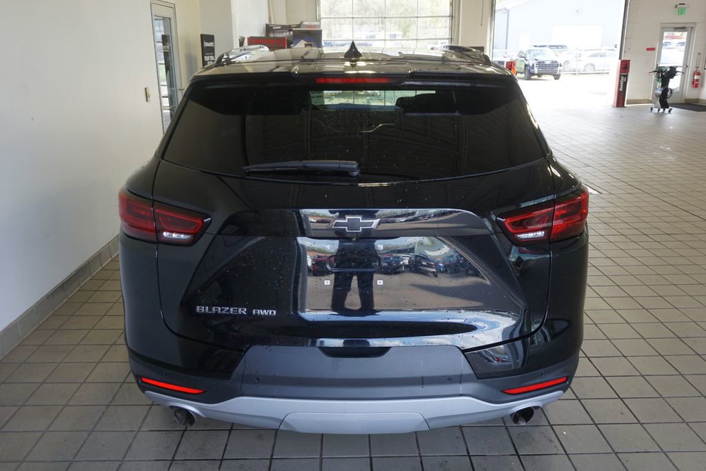 Used 2024 Chevrolet Blazer LT AWD/4WD image 16