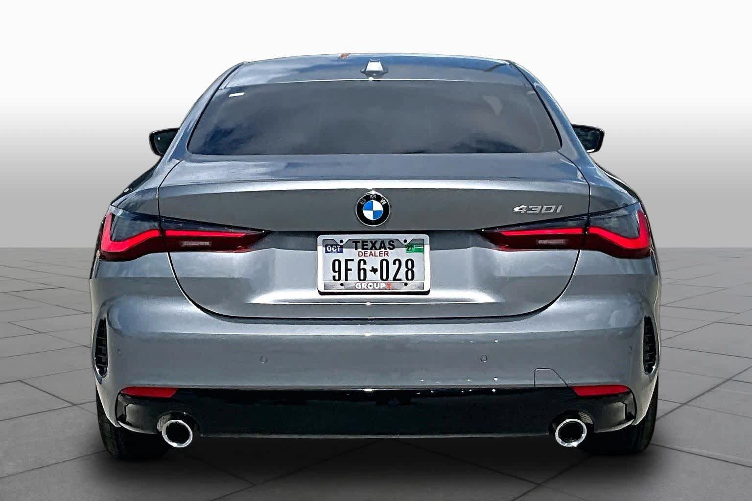 Used 2026 BMW 430i Coupe w/ Parking Assistance Package RWD image 4