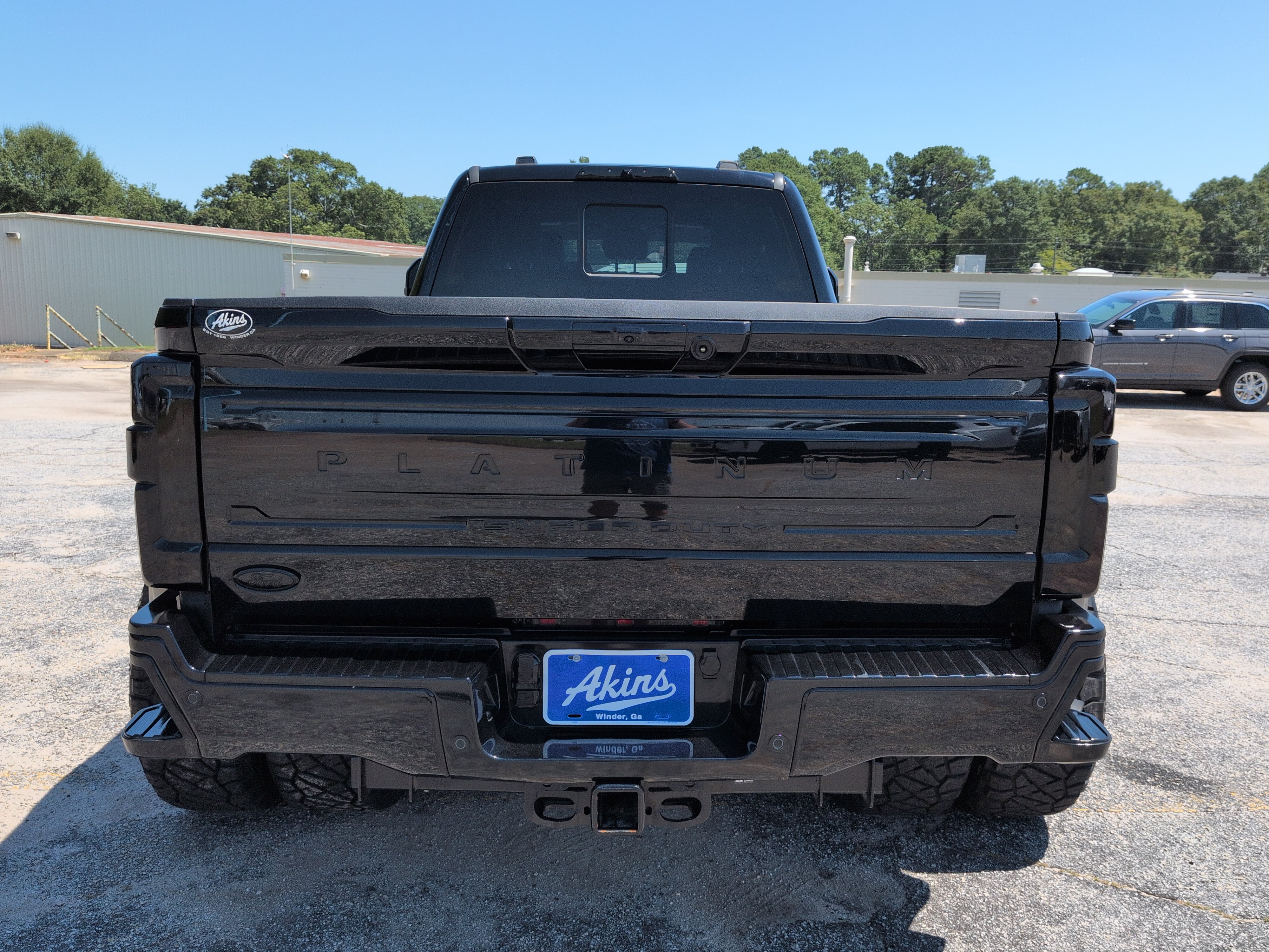 Used 2024 Ford F450 Platinum w/ FX4 Off-Road Package AWD/4WD image 4