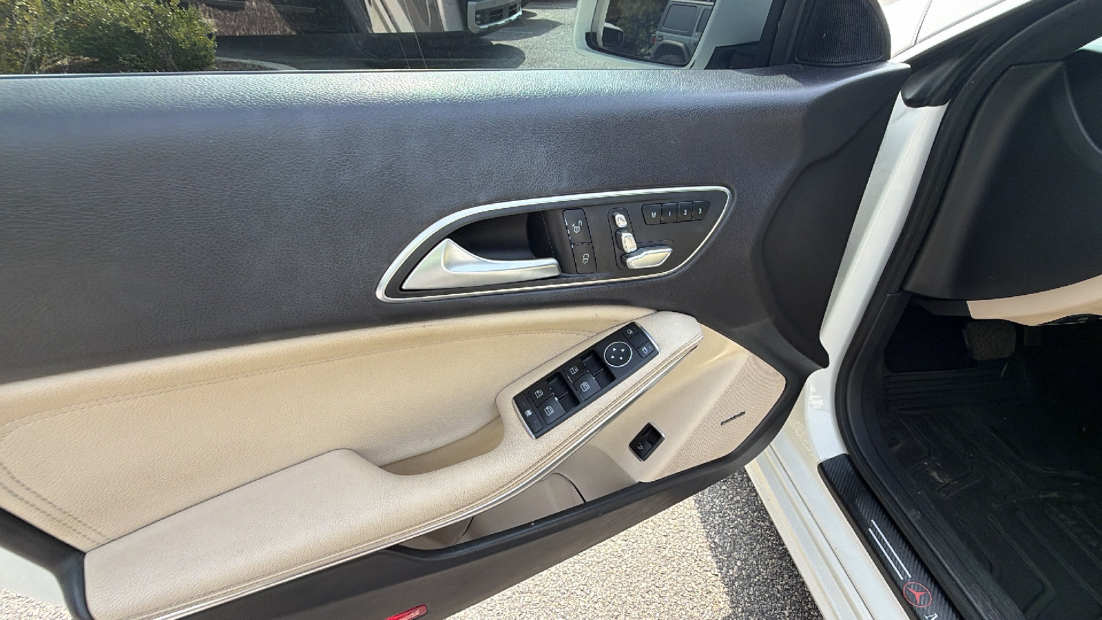 Used 2017 Mercedes-Benz CLA 250 image 15