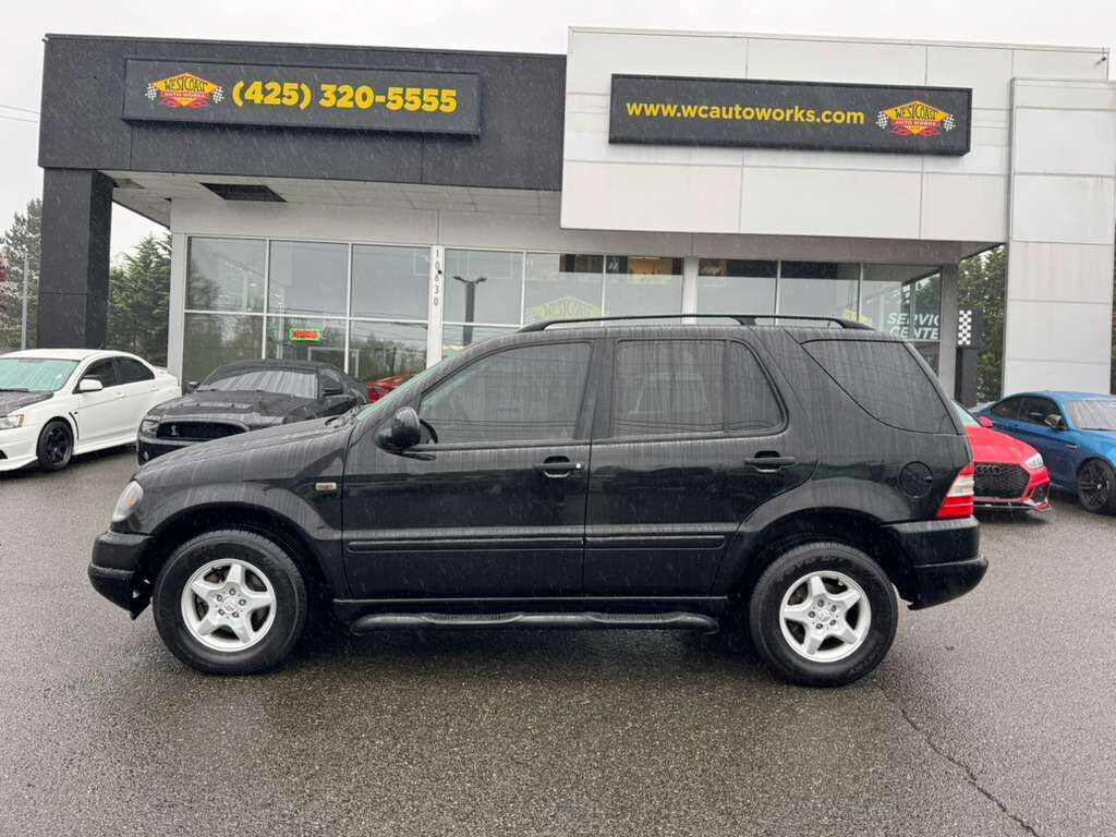 Used 2001 Mercedes-Benz ML 320 4MATIC image 3