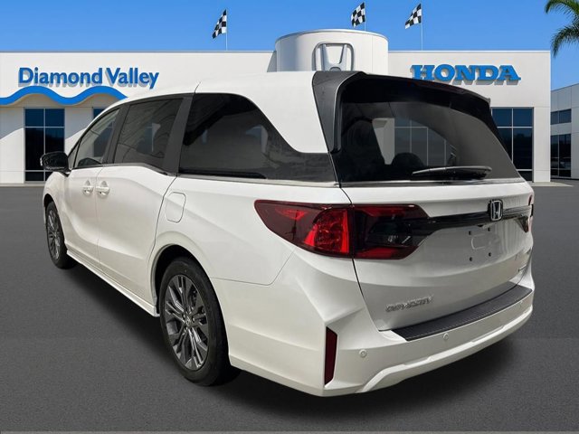 New 2026 Honda Odyssey Touring image 5