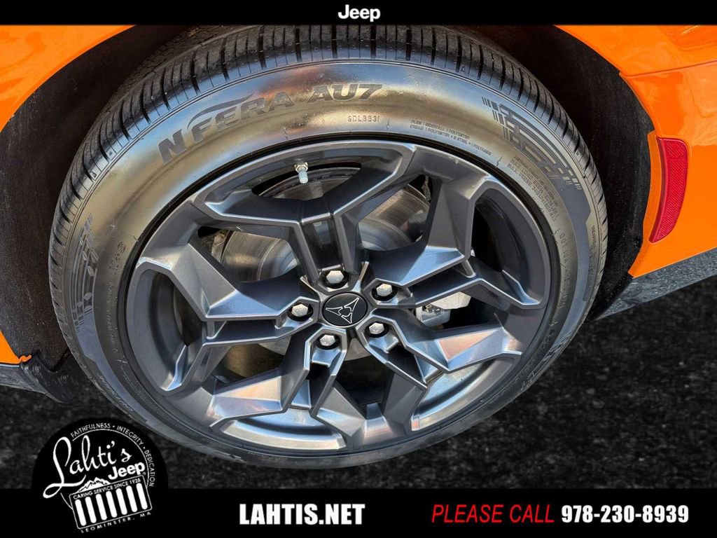 Used 2025 Dodge Charger R/T w/ Quick Order Package 25M R/T image 8