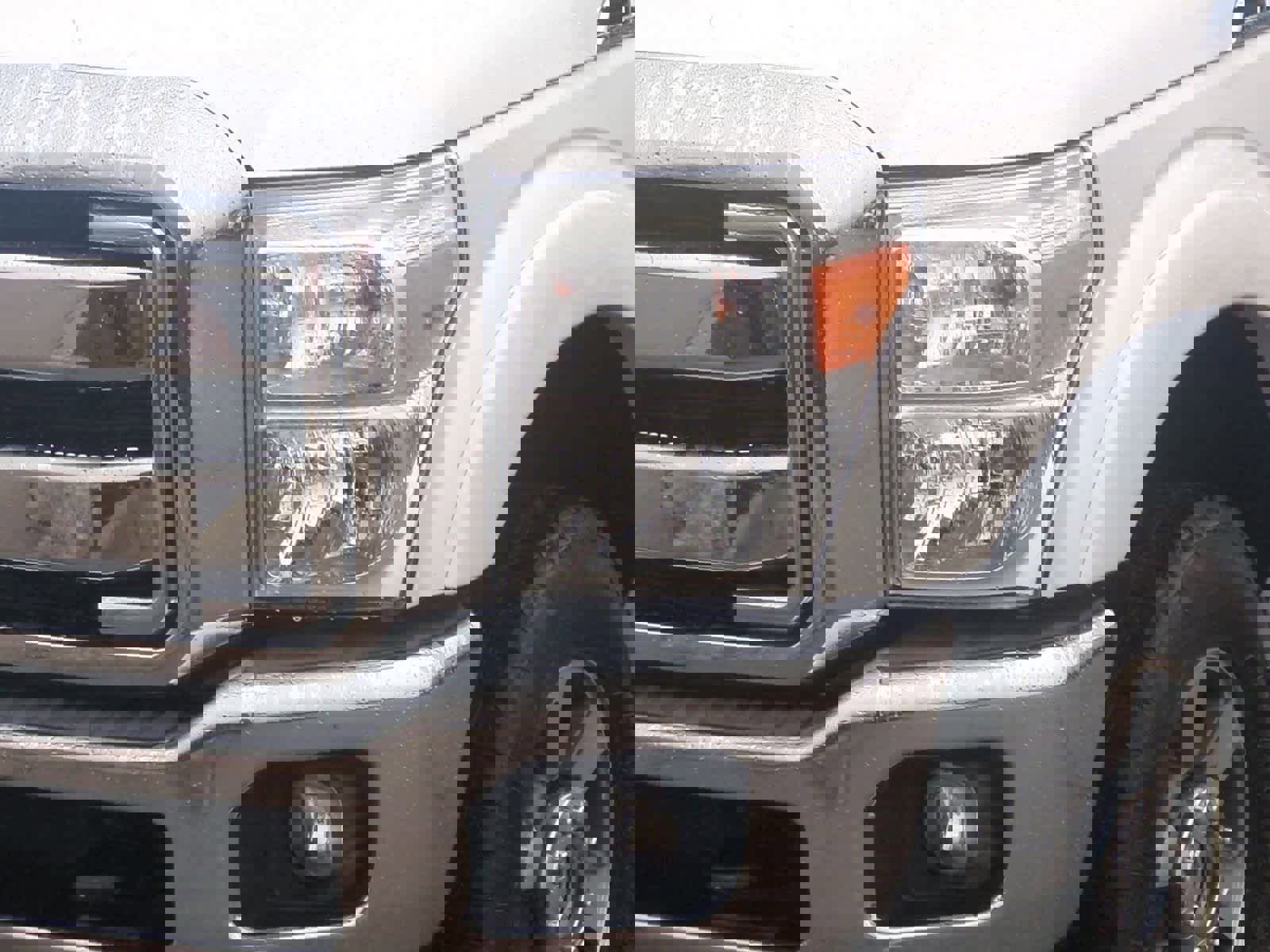 Used 2011 Ford F350 Lariat w/ Lariat Interior Pkg image 11