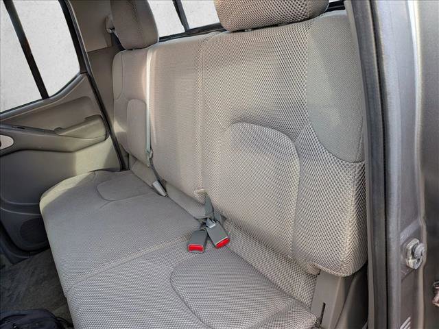 Used 2016 Nissan Frontier SV RWD image 16