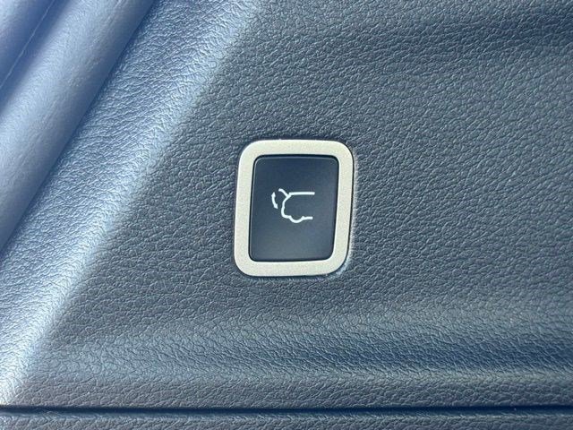 New 2026 Chrysler Pacifica Limited w/ S Appearance Package image 40