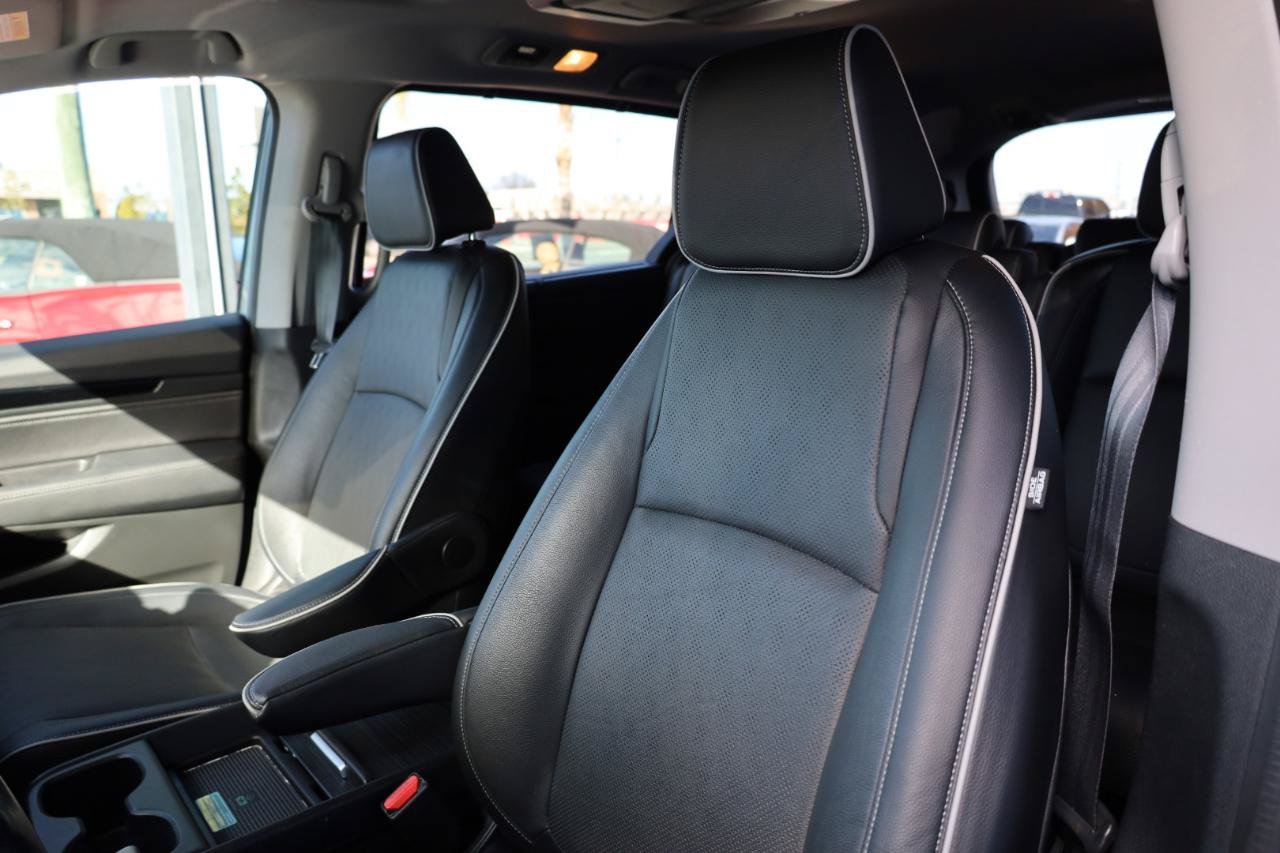 Used 2023 Honda Odyssey Elite image 6