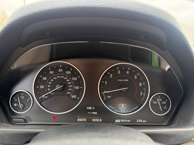 Used 2018 BMW 330e image 21