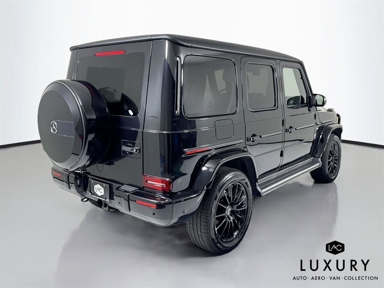 Used 2021 Mercedes-Benz G 550 w/ G Manufaktur Interior Package image 6