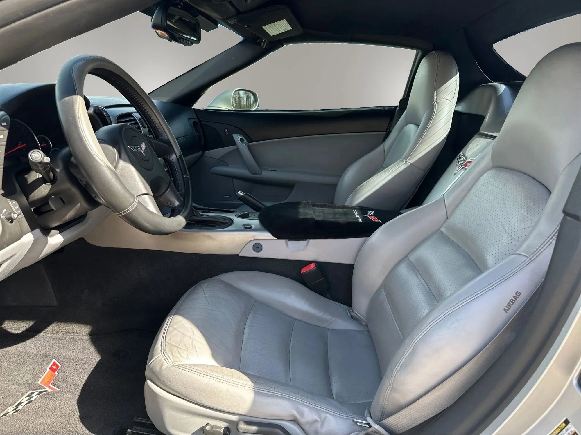 Used 2005 Chevrolet Corvette Convertible w/ Preferred Equipment Group image 9