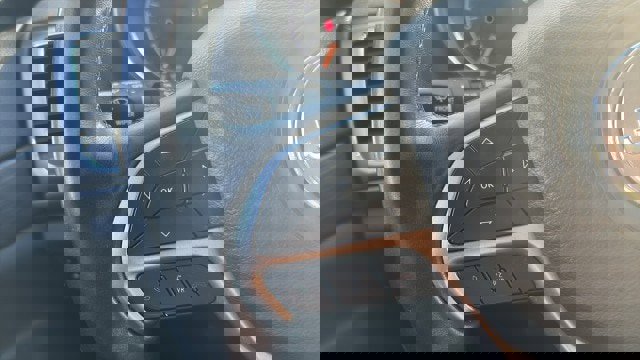 Used 2019 Jeep Grand Cherokee Altitude image 15