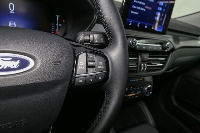 Used 2023 Ford Escape Active image 31