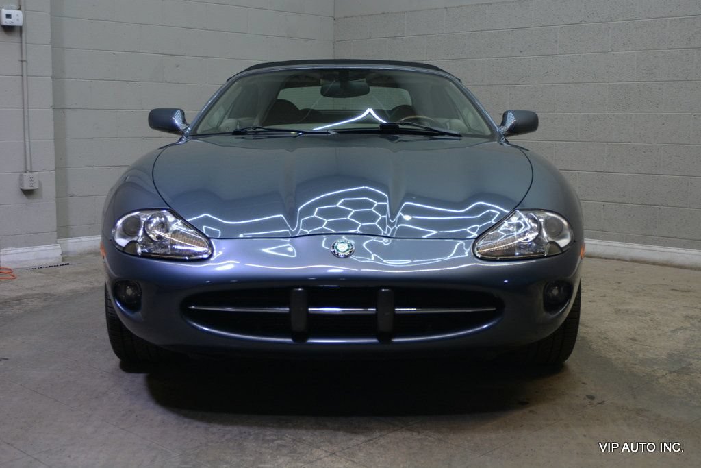 Used 2000 Jaguar XK8 Convertible RWD image 18