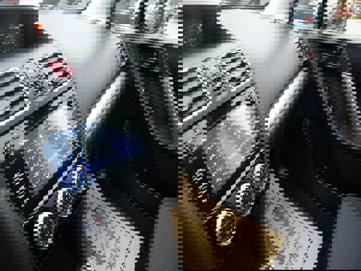 Used 2017 Subaru Forester 2.5i Premium w/ All-Weather Package image 13