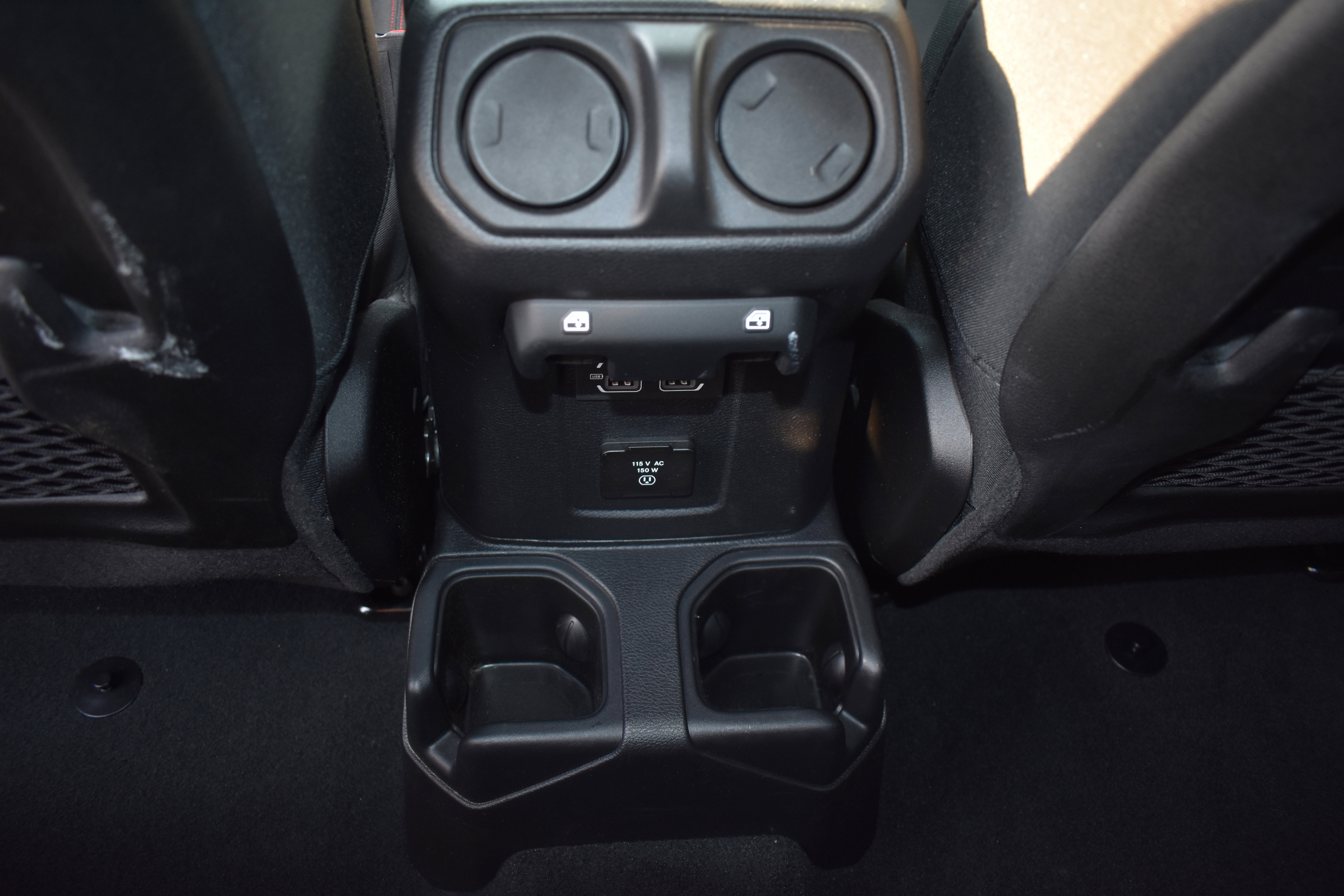 Used 2022 Jeep Wrangler Unlimited Rubicon w/ LED Lighting Group image 30