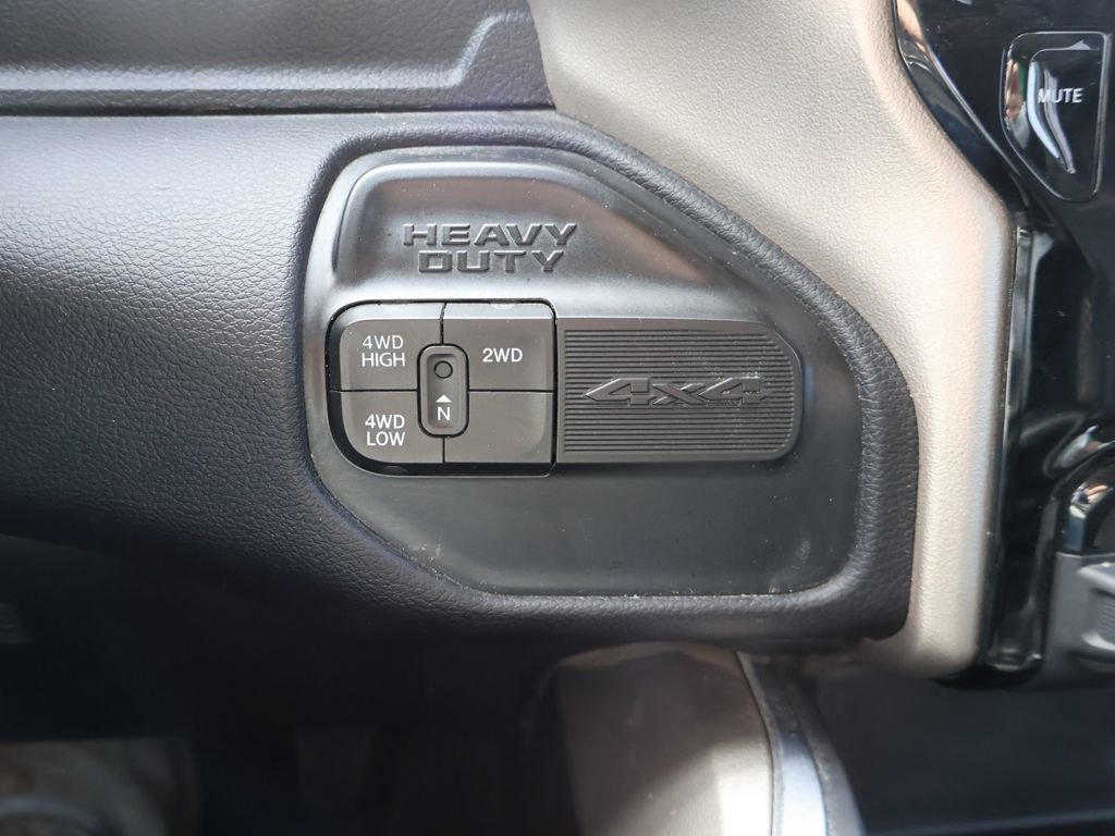 Used 2024 RAM 3500 Laramie image 37