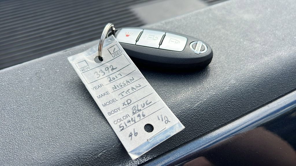 Used 2017 Nissan Titan SV image 36