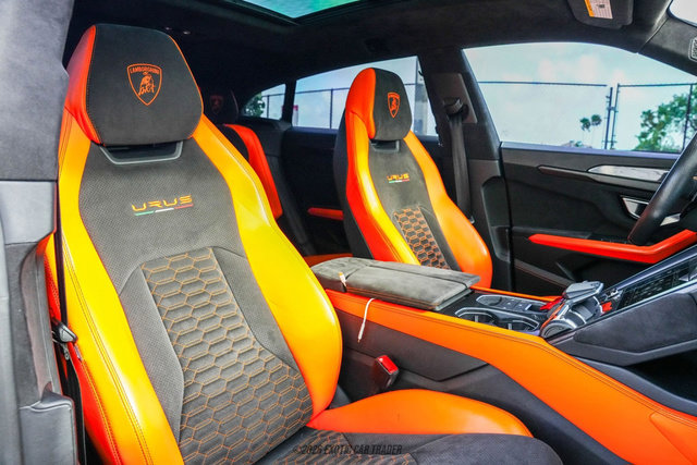 Used 2022 Lamborghini Urus image 34