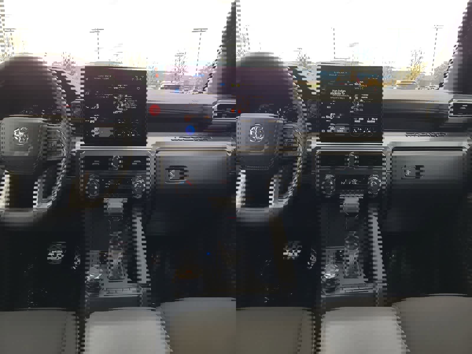 Used 2024 Toyota Tacoma TRD Sport image 18