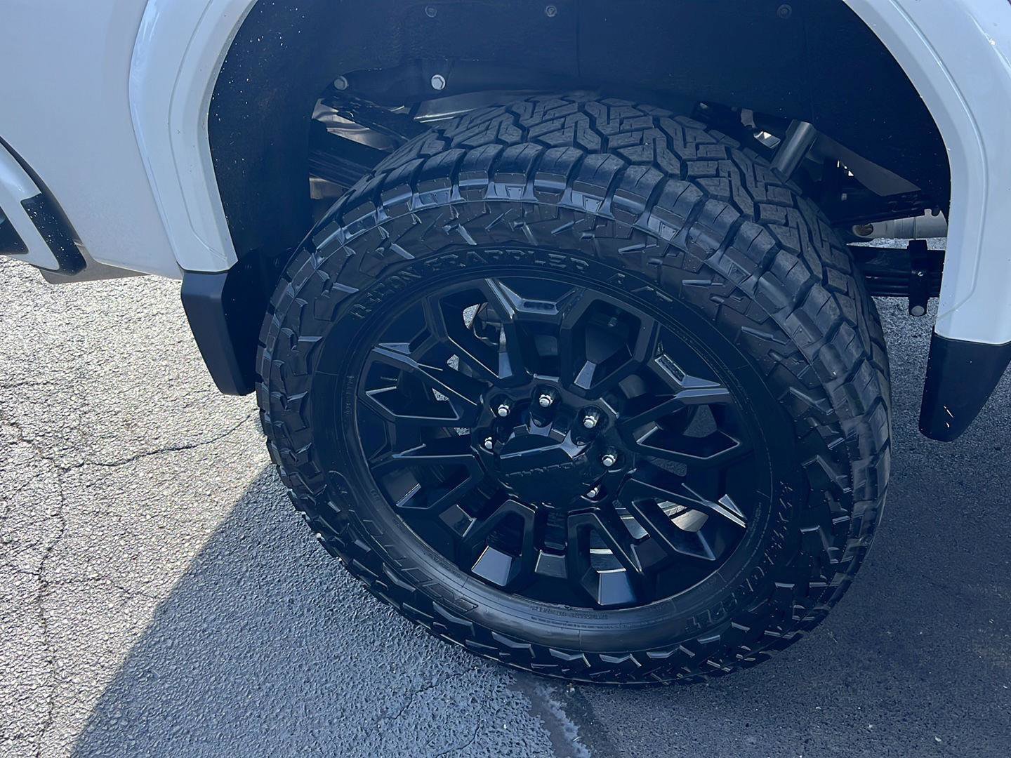 Used 2024 GMC Sierra 2500 Denali Ultimate w/ Max Trailering Package image 34