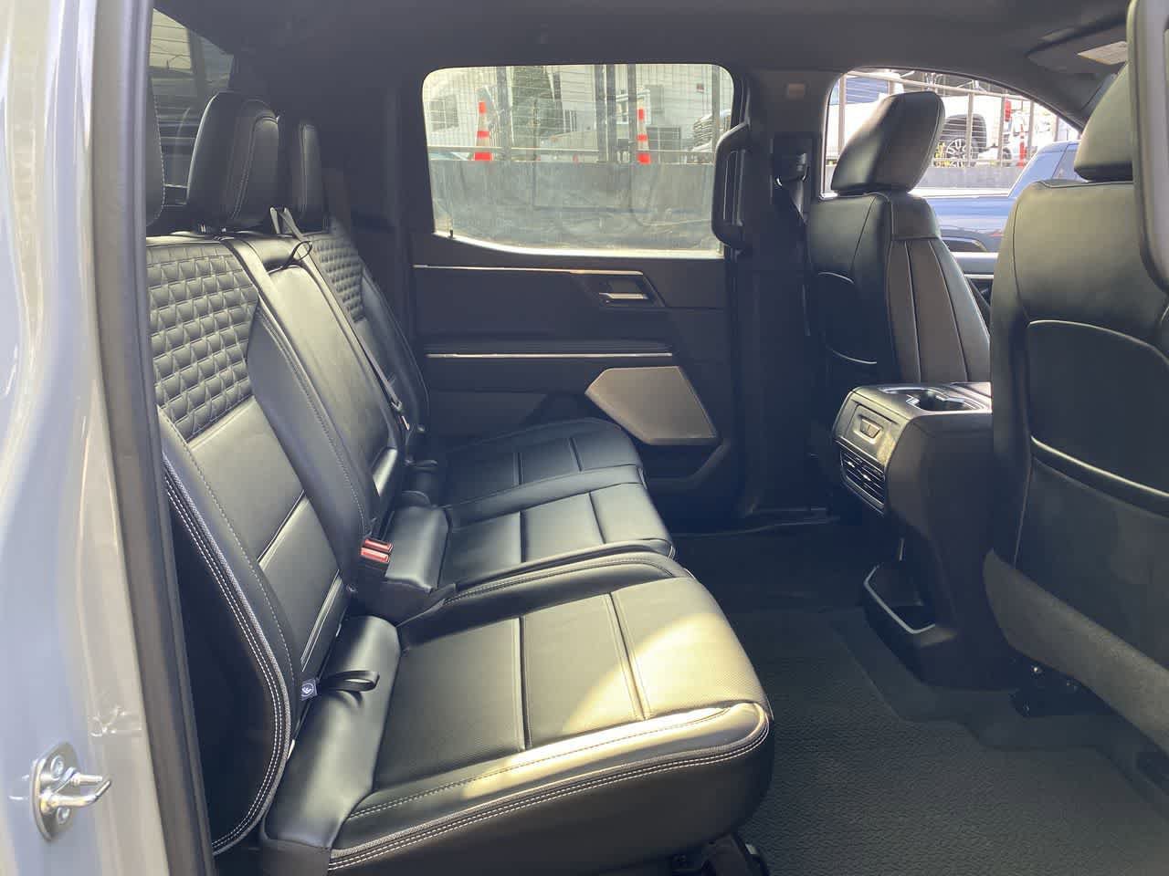 Used 2024 GMC Sierra EV Denali AWD/4WD image 17