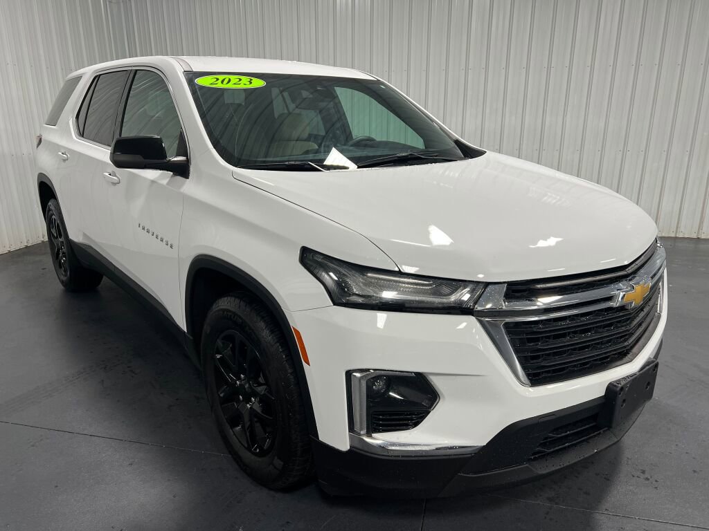 Used 2023 Chevrolet Traverse LS w/ LPO, Floor Liner Package image 17