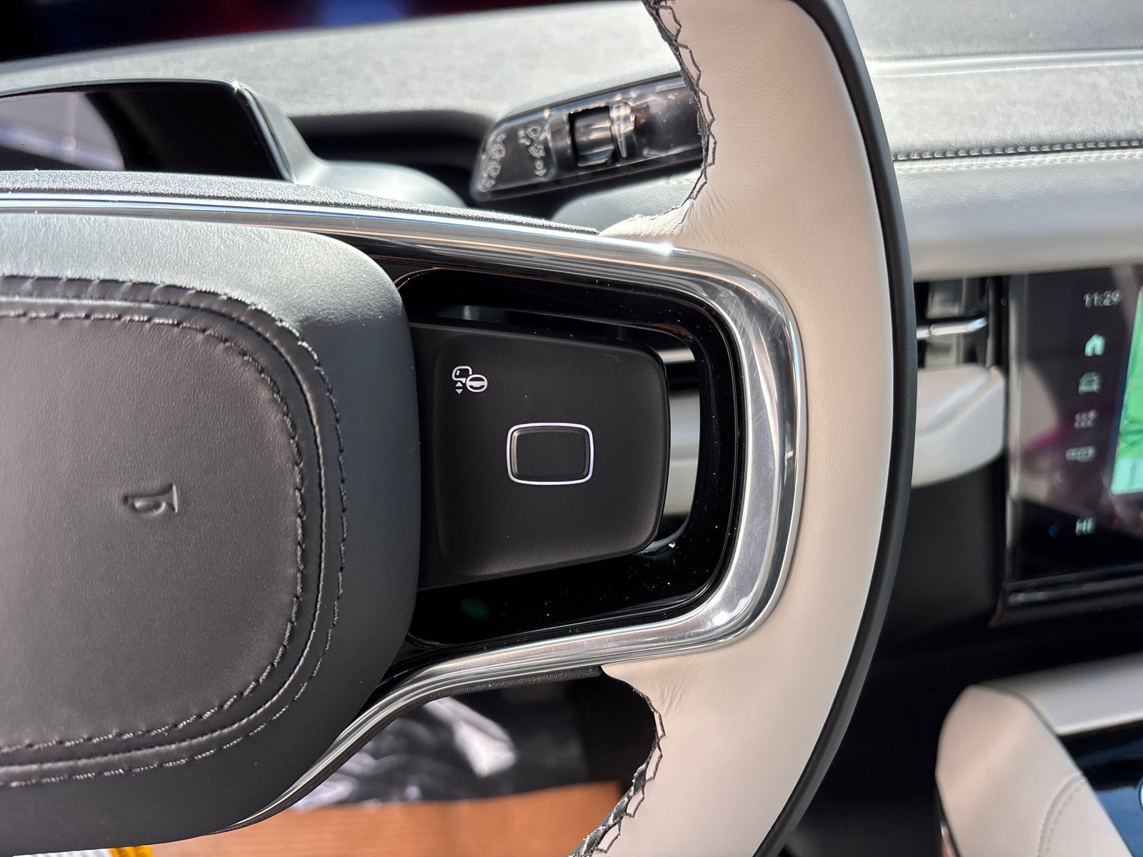 New 2026 Lincoln Navigator L Reserve image 17