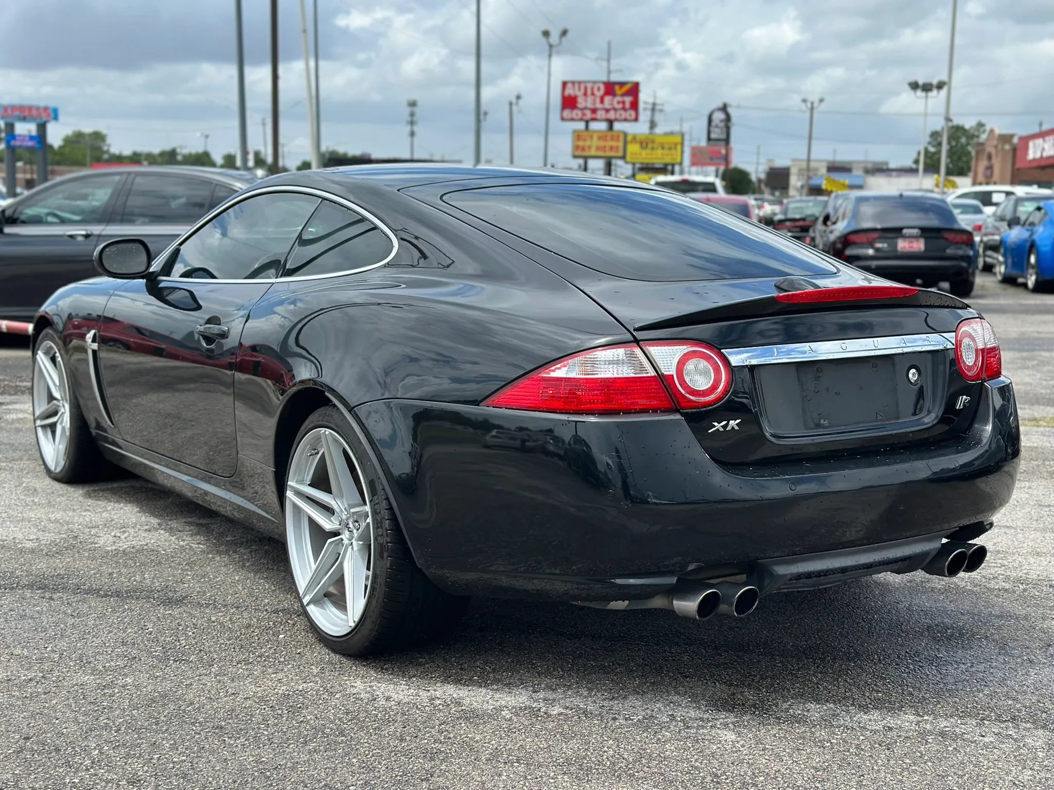 Used 2007 Jaguar XKR R RWD image 7