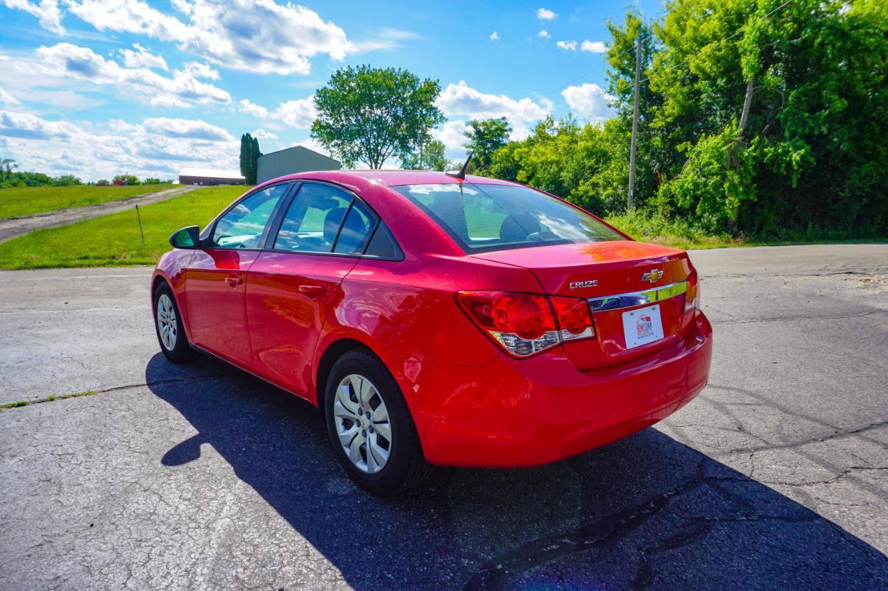 Used 2014 Chevrolet Cruze LS FWD image 5