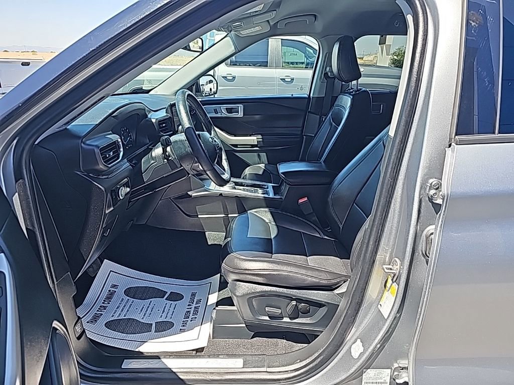Used 2024 Ford Explorer Limited image 10