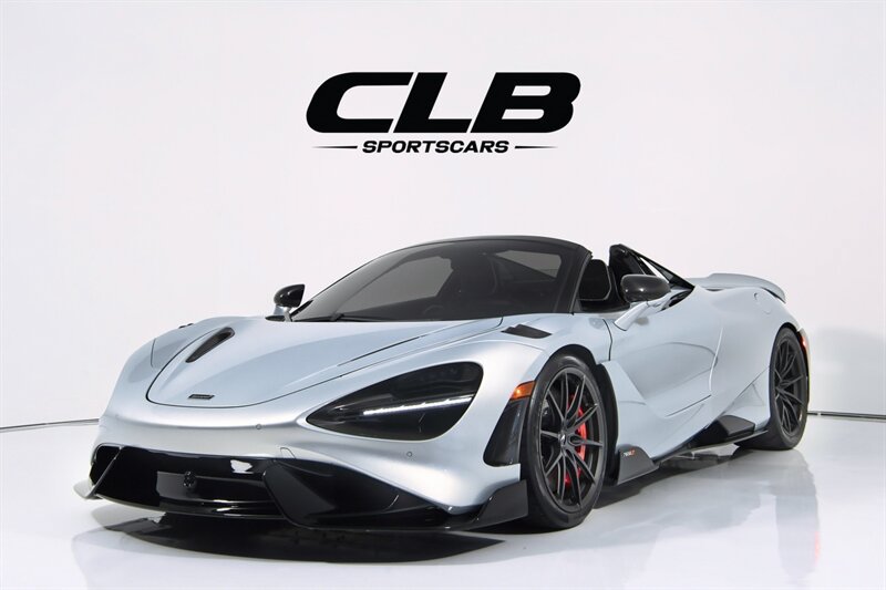 Used 2022 McLaren 765LT RWD image 1