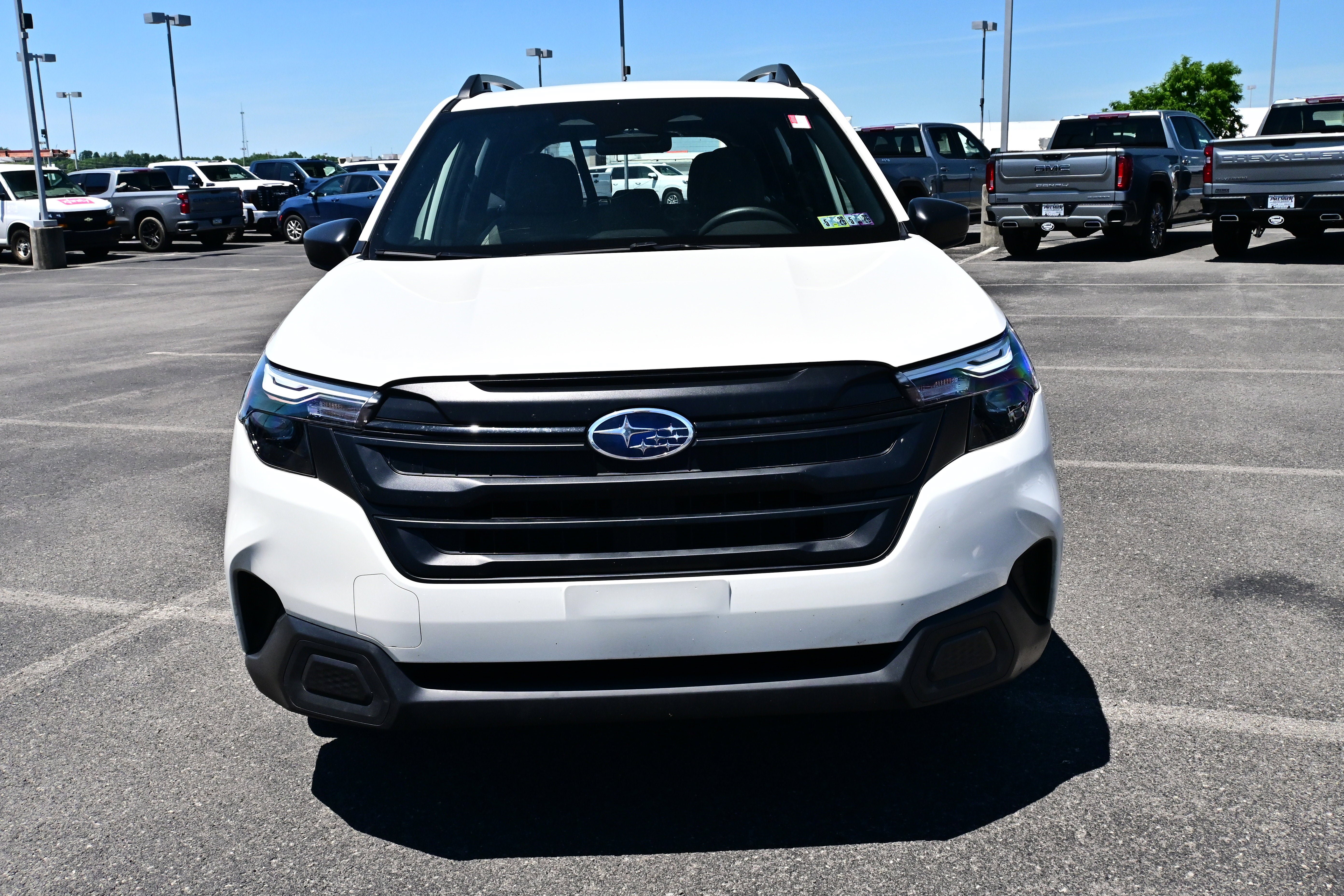Used 2025 Subaru Forester AWD/4WD image 3