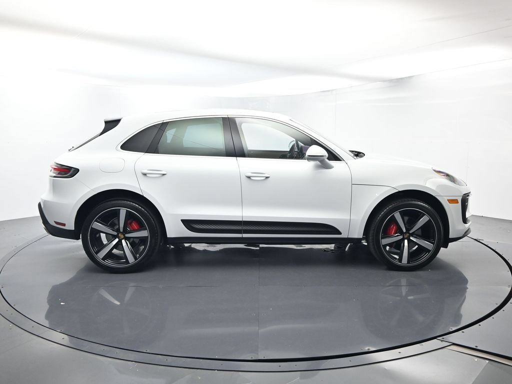 Certified 2026 Porsche Macan S AWD/4WD image 16