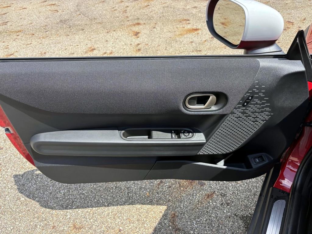 Certified 2025 MINI Cooper S image 11