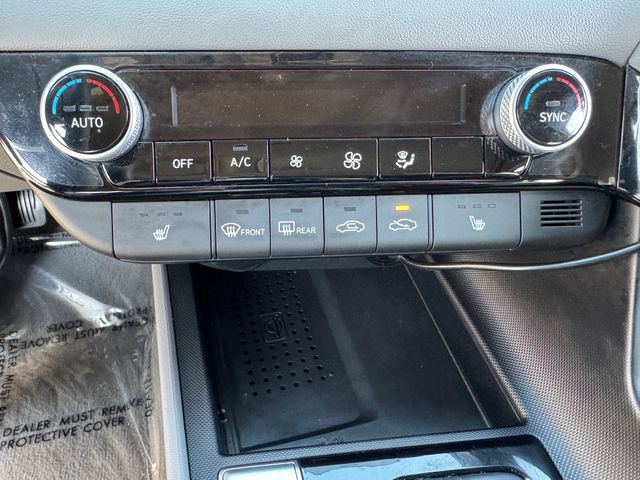 Used 2023 Hyundai Elantra SEL w/ Convenience Package FWD image 27