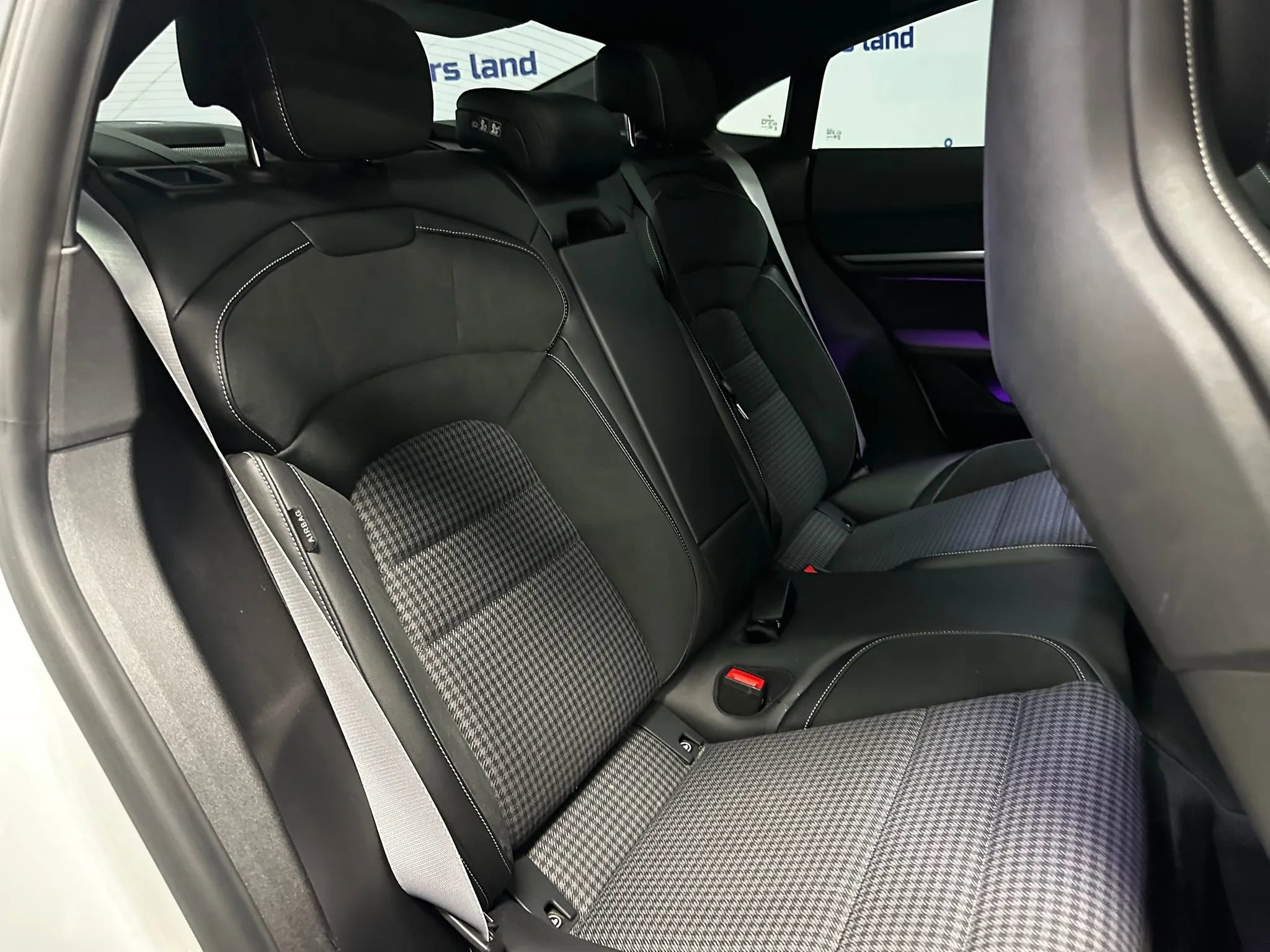 Used 2025 Porsche Taycan Sedan 4D image 20