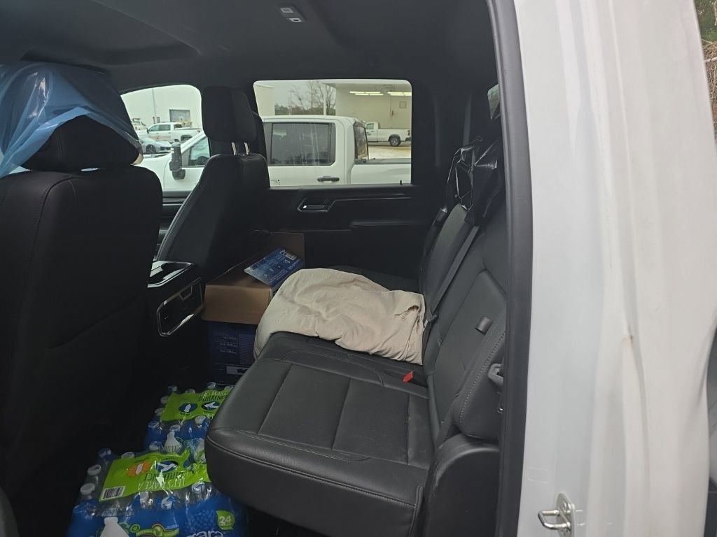 Used 2024 Chevrolet Silverado 2500 LTZ w/ LTZ Premium Package image 12