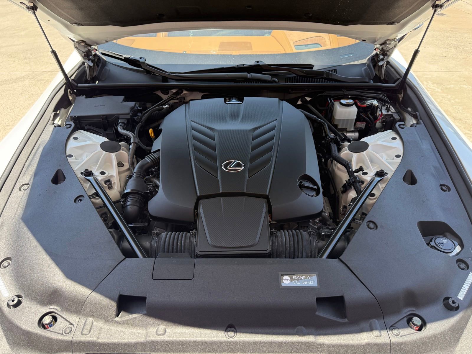 Used 2023 Lexus LC 500 Coupe w/ Dynamic Handling Package RWD image 30
