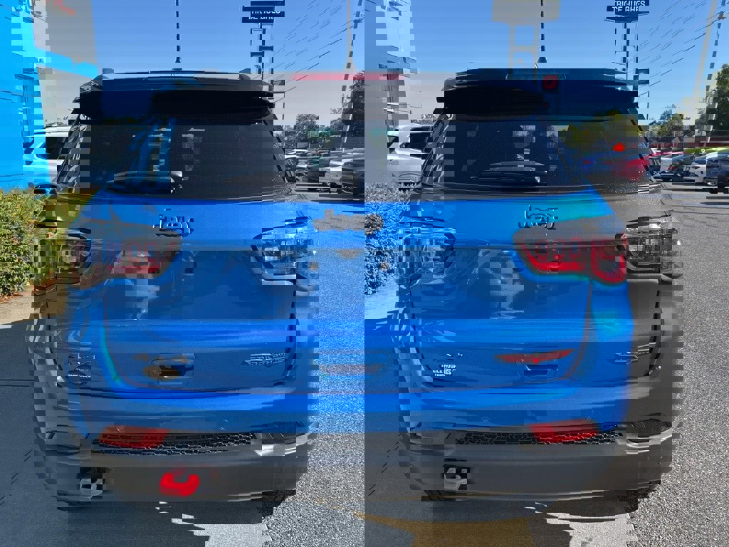 Used 2024 Jeep Compass Trailhawk w/ Trailhawk Convenience Group image 6