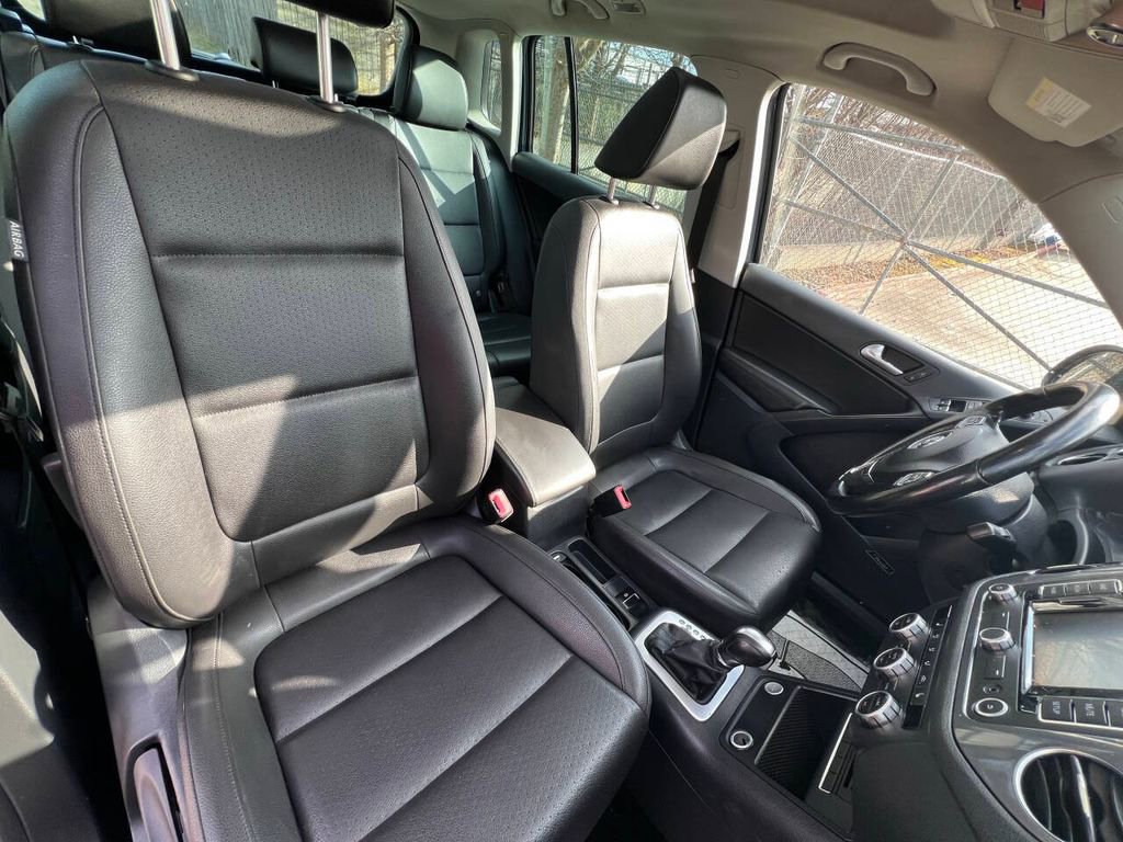 Used 2014 Volkswagen Tiguan SEL image 8