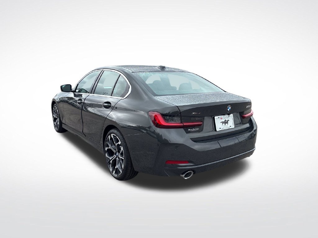 New 2026 BMW 330i xDrive Sedan w/ Premium Package AWD/4WD image 5
