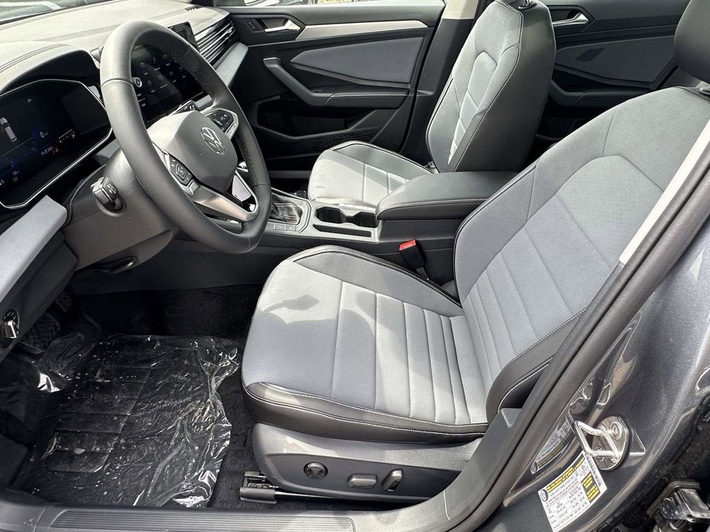 New 2026 Volkswagen Jetta SE image 14