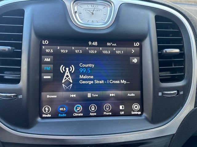 Used 2019 Chrysler 300 Touring w/ Driver Convenience Group RWD image 15