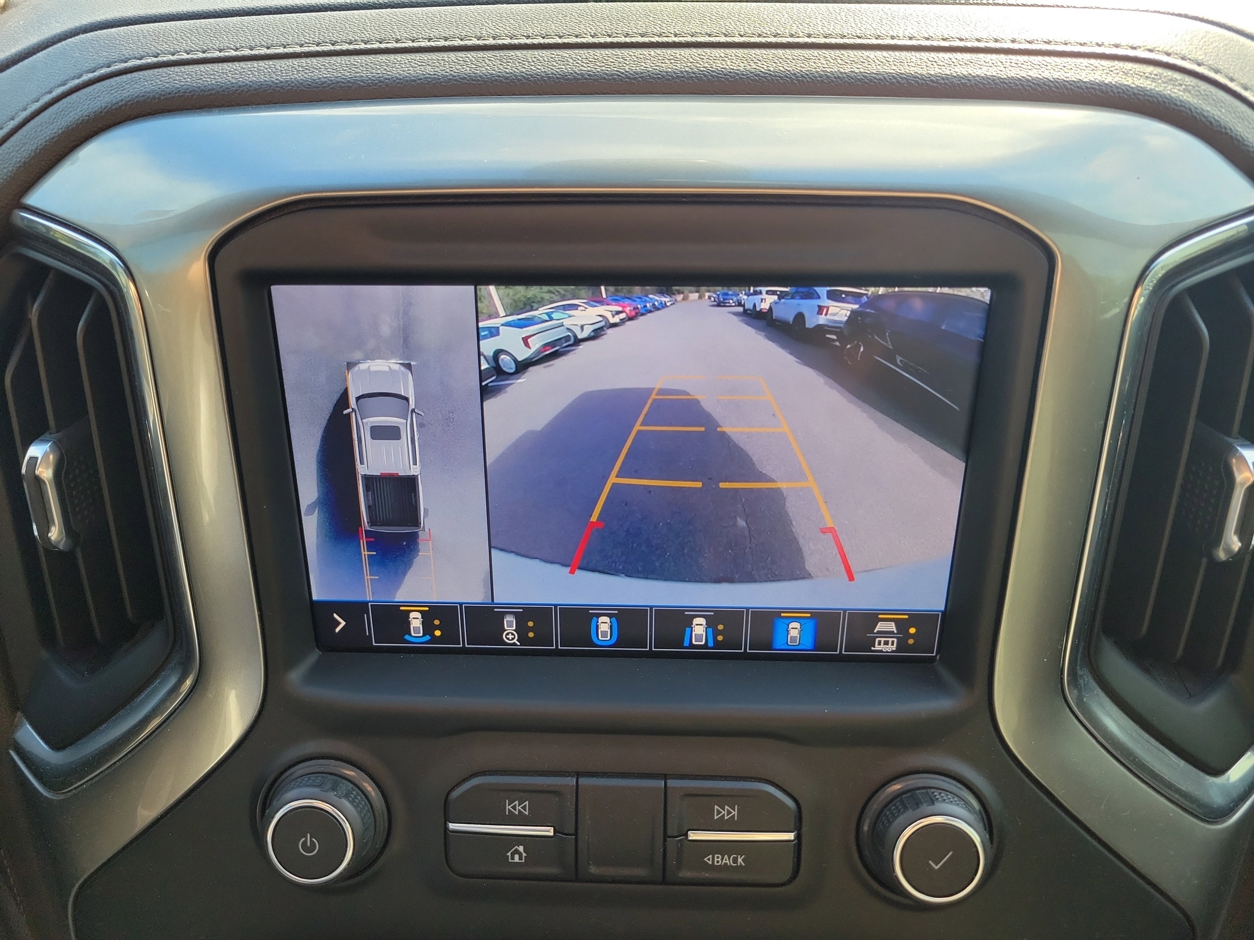 Used 2020 Chevrolet Silverado 1500 LTZ w/ LTZ Plus Package image 32